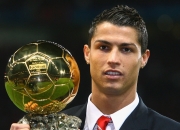 九游体育官方入口-欧冠淘汰赛焦点战，利物浦打穿玻利维亚式铁壁，演绎现代足球的战术进化