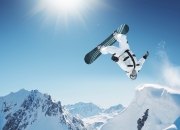 九游app下载-新王当立，皮亚斯特里高光领航，索伯车队惊天逆转法拉利