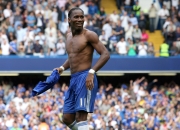 九游官网-雄鹿完胜青岛队，米切尔惊艳四座，一场跨越篮球文化的对话