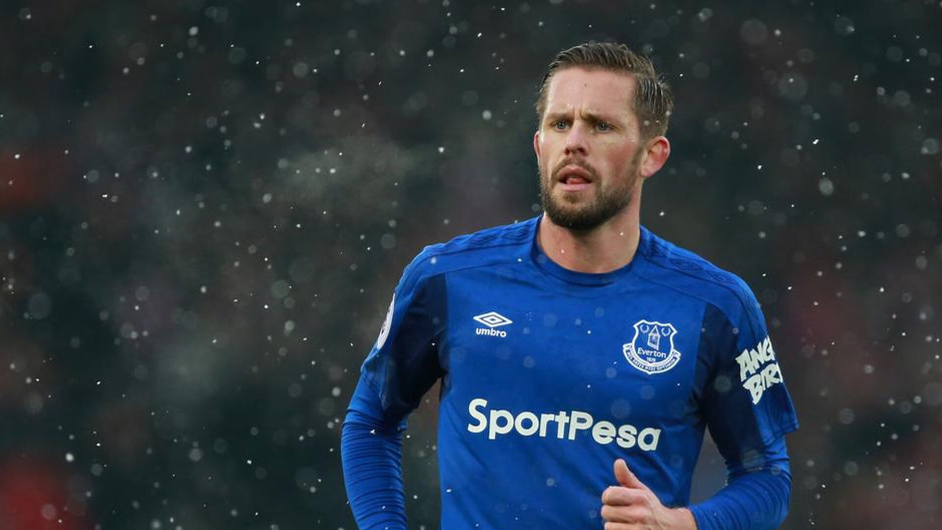 爵士节奏掌控快船，保罗化身关键先生，一场战术与意志的较量