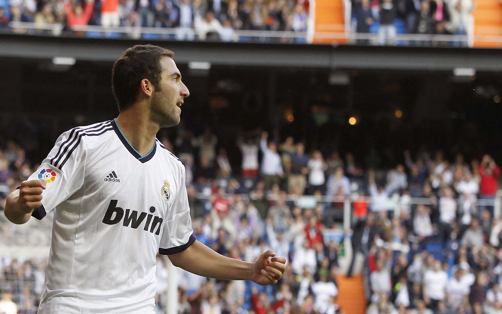 跨界绝杀,从辽宁压哨到锡安接管—竞技体育的终极悬念艺术